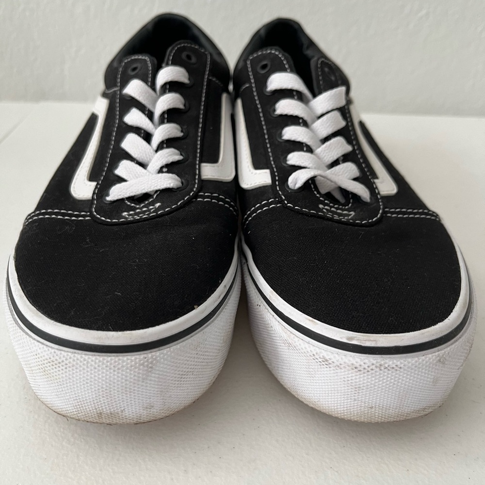 Youth platform vans - Picture 3 of 7